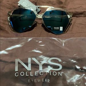 Women’s Sunglasses.  NWT!